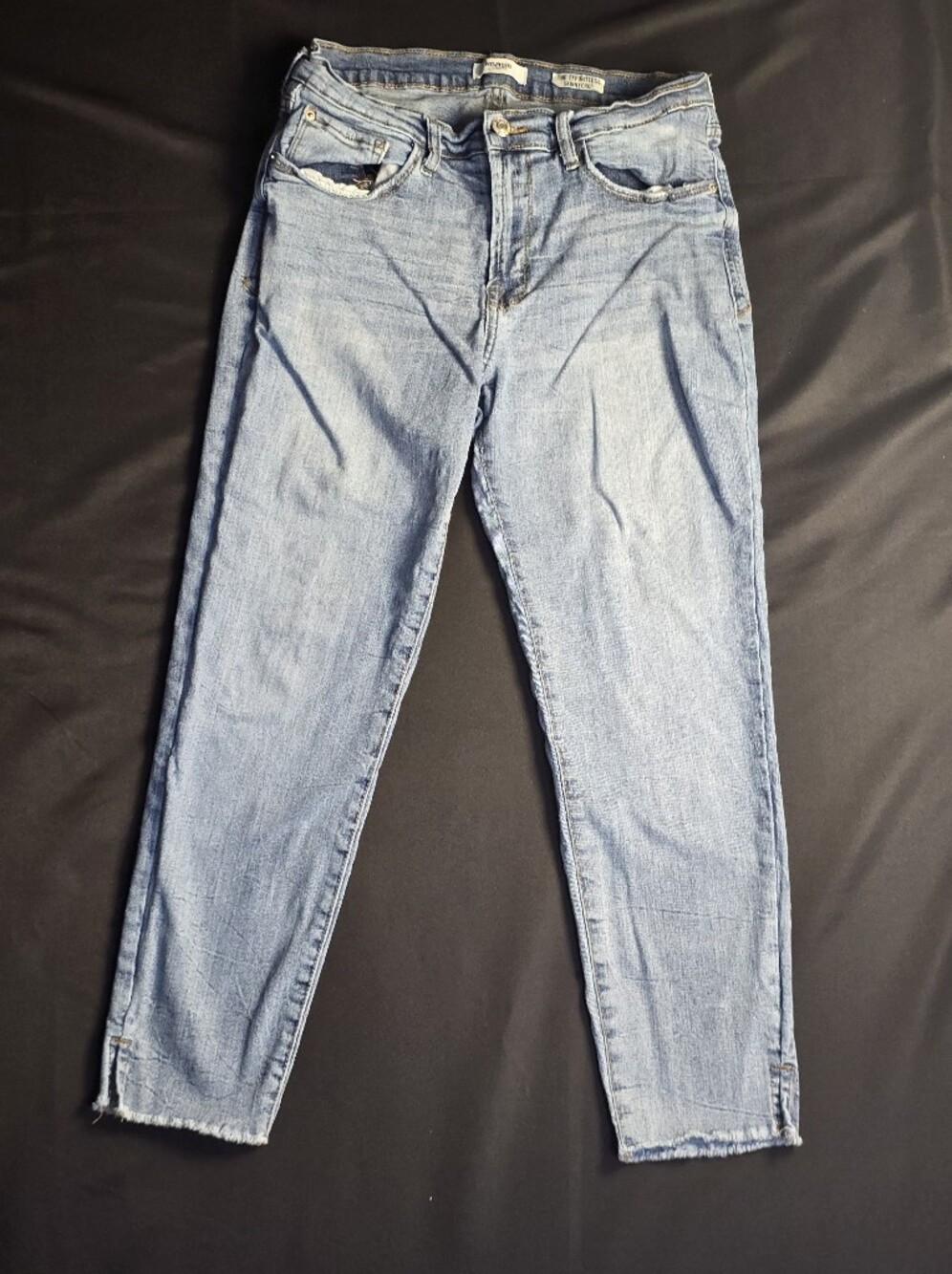 Kensie The Effortless Skinny Crop Jeans Size 8 29 Raw Hem Blue Stretch